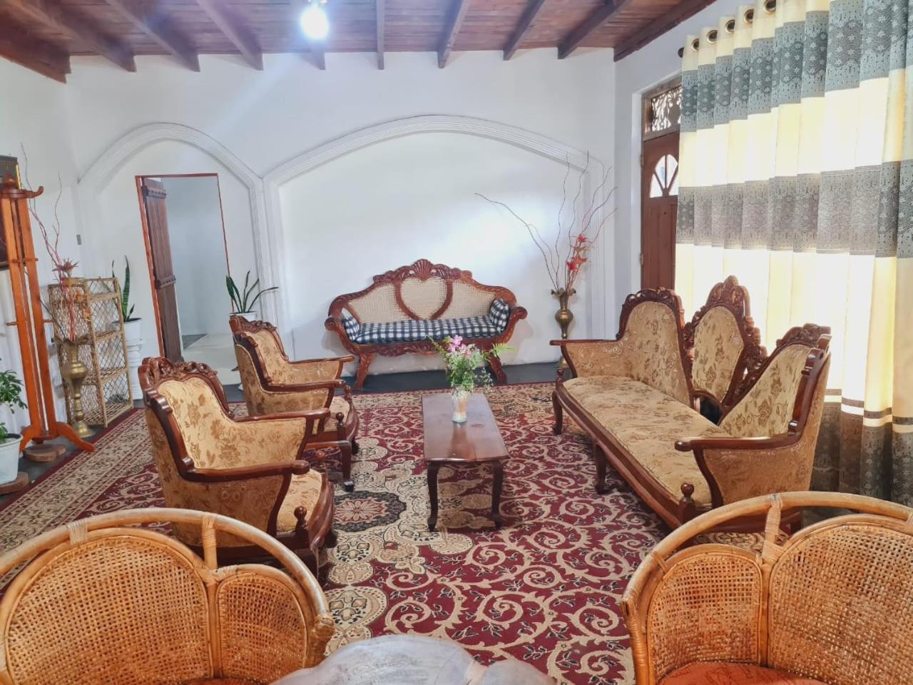 Sasru Holiday Home Nuwara Eliya Exterior foto